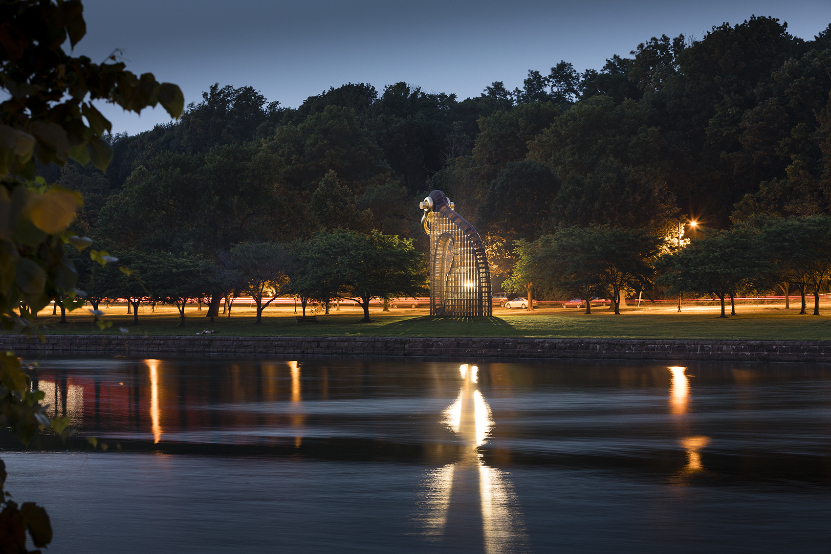 Big Bling on Kelly Drive at night.