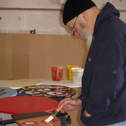 Artist Rafael Ferrer restoring El Grant Teatro