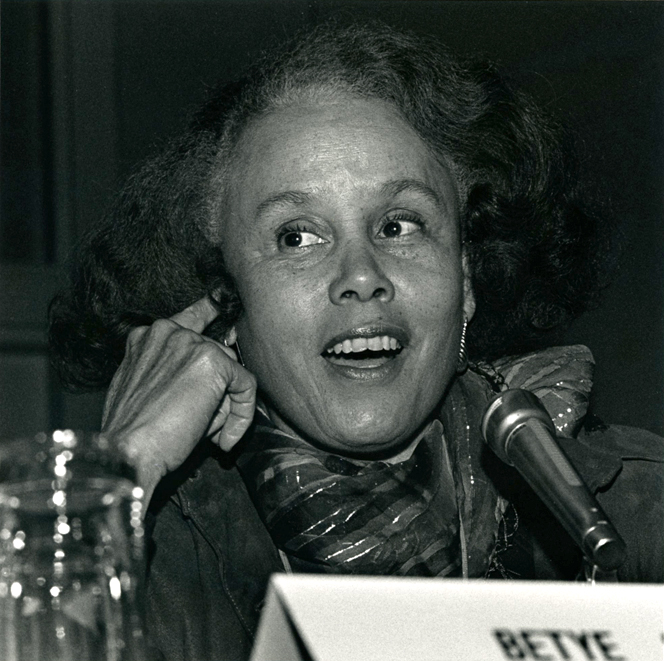 Artist Betye Saar, panelist for response to Richard Sennett's keynote address "Public Life and the Public Arts." Photo Gary McKinnis © 1987 for the Association for Public Art.