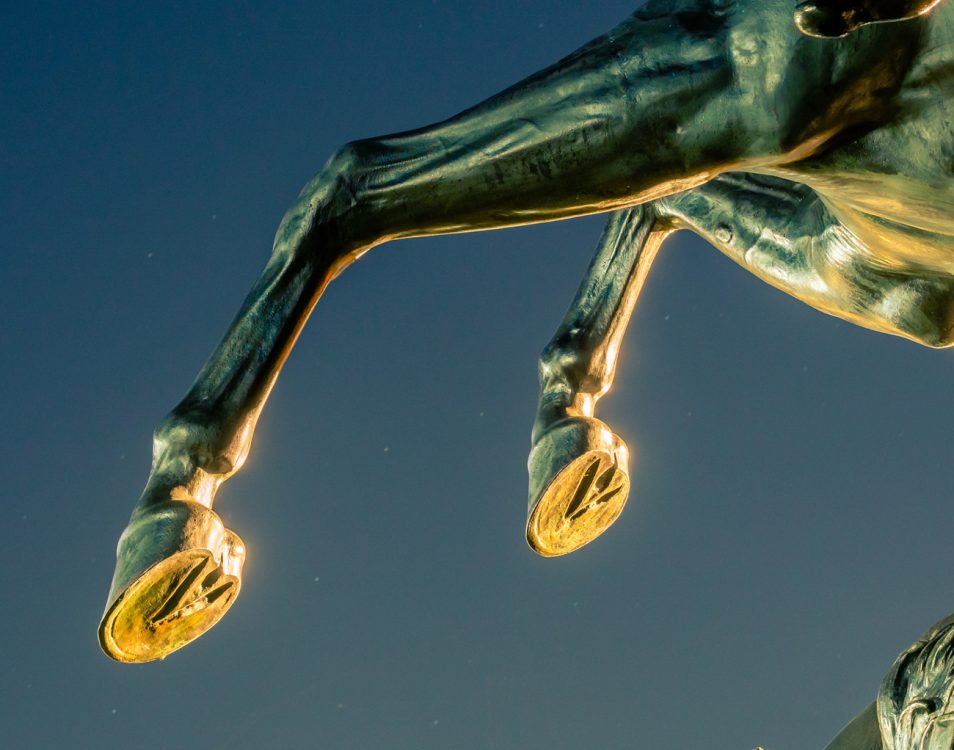 Winning photo from Meredith Edlow's Night Photography workshop. Photo by Mason Wendell. (Sculpture: <em>The Lion Fighter</em>)