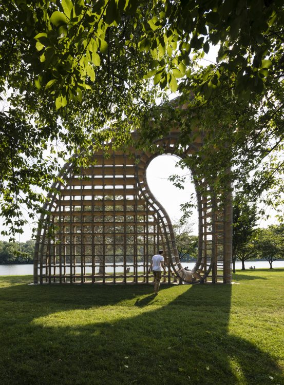 Martin Puryear, <em>Big Bling</em>, 2016. Collection of the artist, courtesy of Matthew Marks Gallery © Martin Puryear. Photo James Ewing Photography © 2017 for the Association for Public Art.