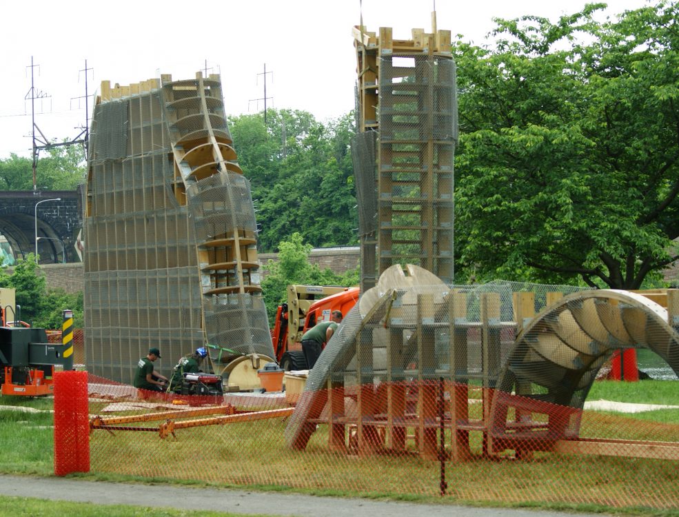 Martin Puryear, <em>Big Bling</em>, 2016. Collection of the artist, courtesy of Matthew Marks Gallery © Martin Puryear. Photo Alec Rogers © 2017 for the Association for Public Art.