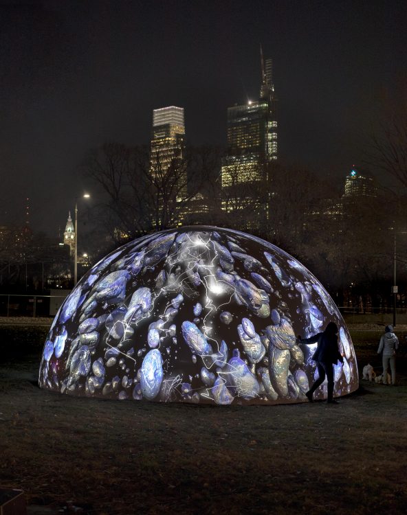 <em>Winter Fountains</em> (2017) by Jennifer Steinkamp, presented by Parkway Council and commissioned by Association for Public Art. Photo James Ewing Photography.