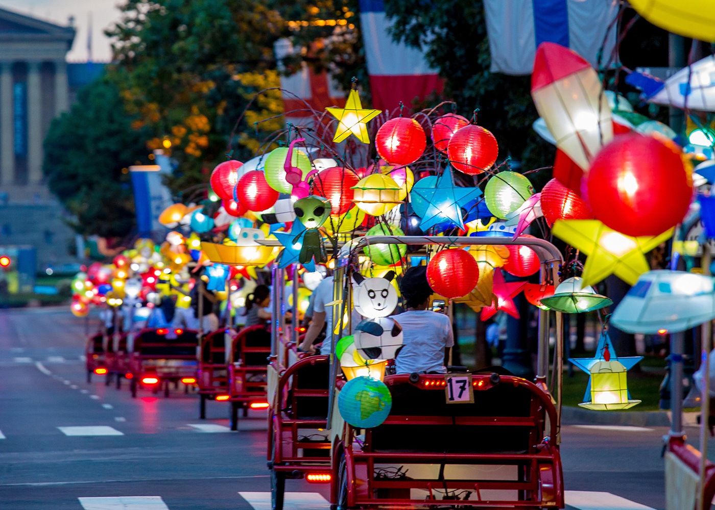 Cai Guo-Qiang: Fireflies on the Ben Franklin Parkway