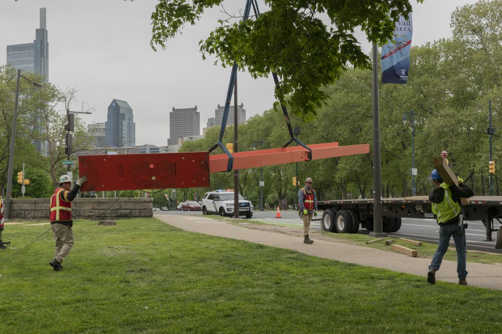 Deinstalling <em>Iroquois</em> in spring 2022 for a major conservation restoration. The sculpture returned in September 2022 as part the Association's 150th anniversary. Photo by Geneva Lawson for Association for Public Art.