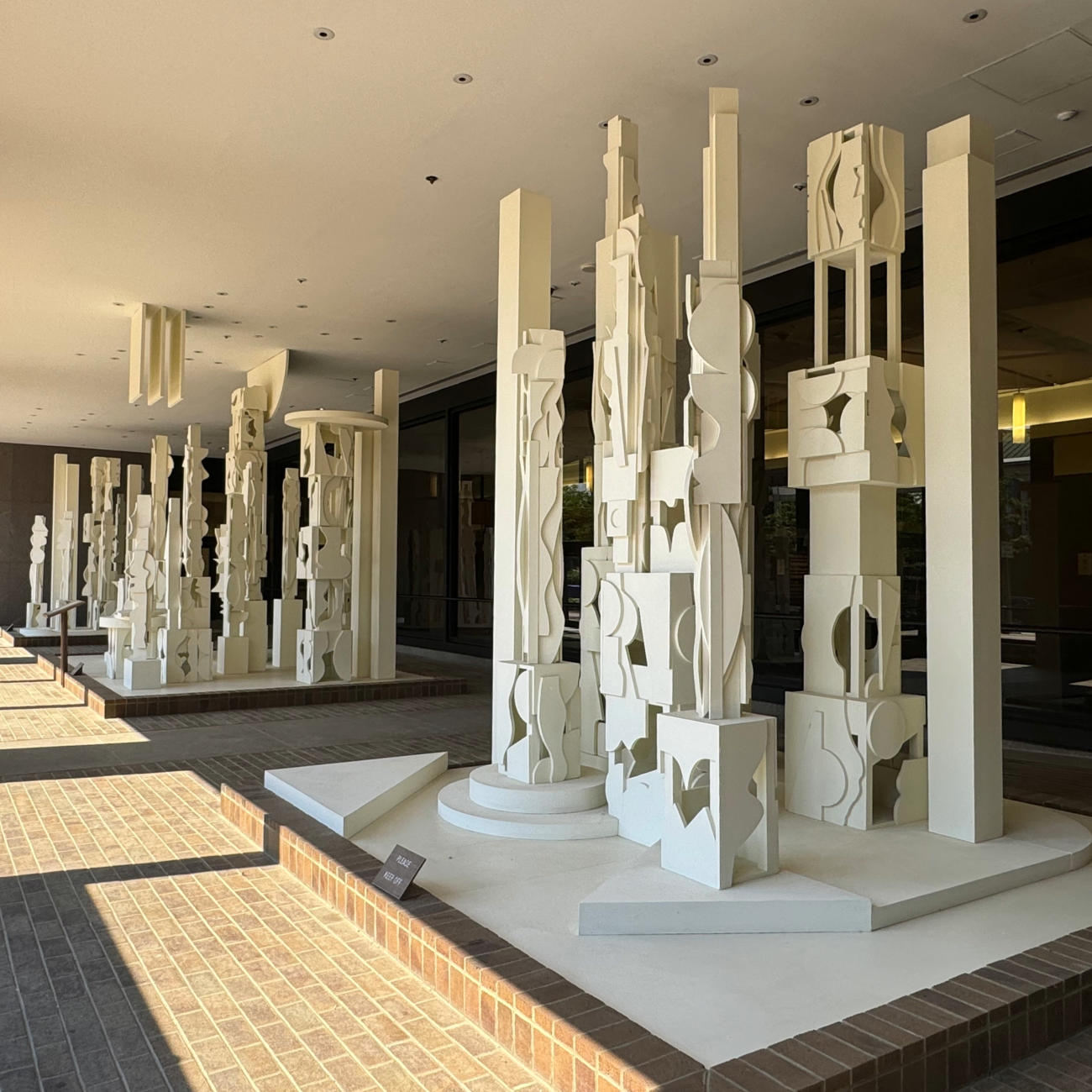 Louise Nevelson, Bicentennial Dawn (1976)